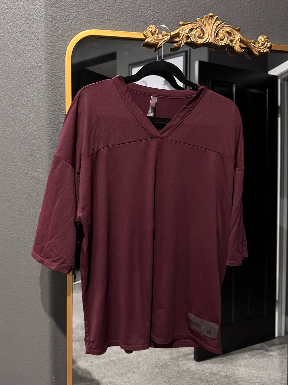 SKIMS/Nike Short Sleeve V-Neck Tee in Deep Burgundy